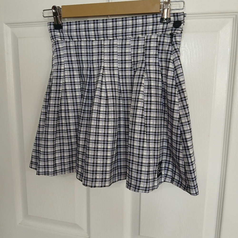 Bershka Plaid A-Line Mini Skirt Pleated Preppy Academia Granola Festival Party - Picture 3 of 10